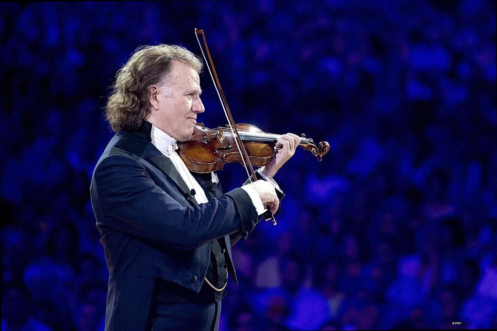 André Rieu – Einblick in das beeindruckende Vermögen des Walzerkönigs